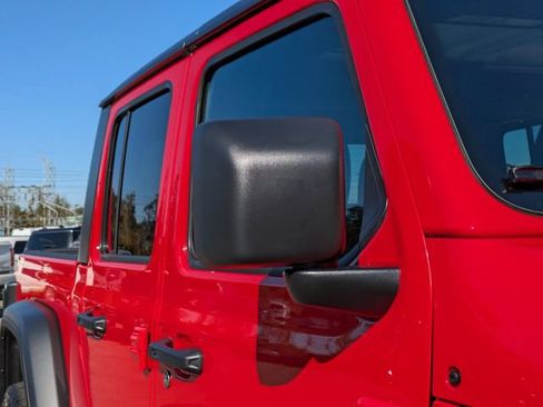 New 2026 Jeep Gladiator Mojave w/ Technology Group AWD/4WD image 13