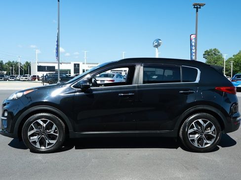 Used 2020 Kia Sportage EX w/ EX Technology Package FWD image 9