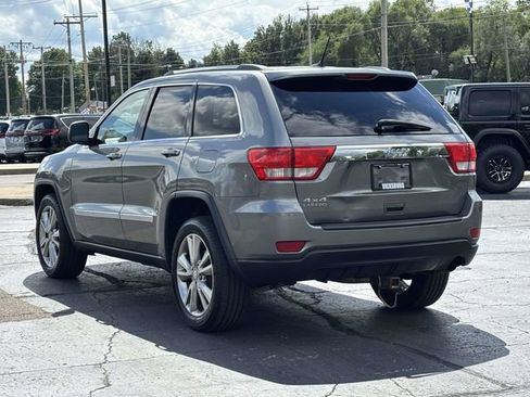 Used 2012 Jeep Grand Cherokee Laredo image 2