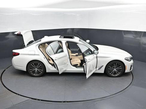 Used 2023 BMW 530i w/ Premium Package RWD image 50