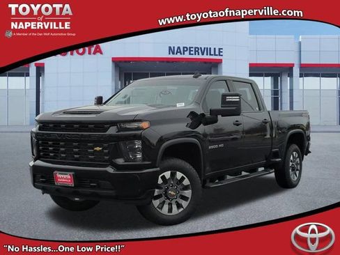 Used 2022 Chevrolet Silverado 2500 Custom w/ Custom Value Package AWD/4WD image 1