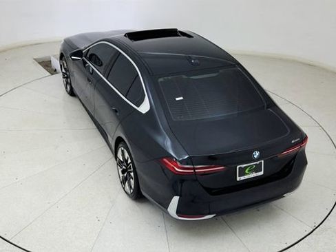 Used 2026 BMW 530i RWD image 79