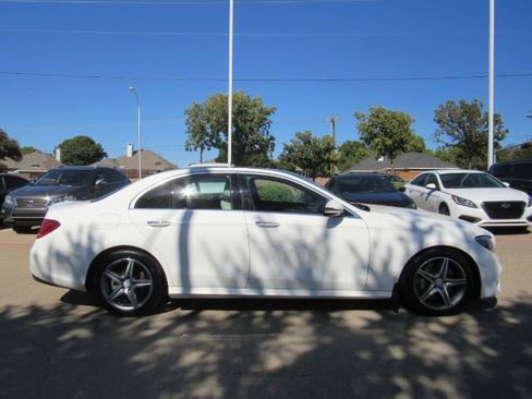 Used 2017 Mercedes-Benz E 300 image 5