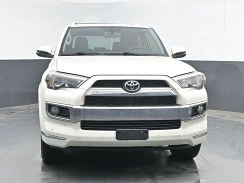 Used 2018 Toyota 4Runner Limited AWD/4WD image 3