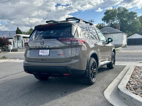 New 2026 Nissan Rogue SV image 4