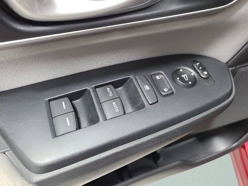 Certified 2022 Honda CR-V EX image 24