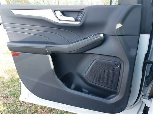 Certified 2022 Ford Escape SEL image 26