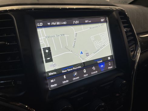 Used 2018 Jeep Grand Cherokee Trackhawk AWD/4WD image 31