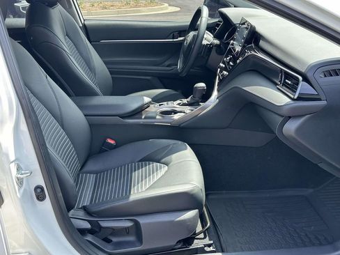 Used 2023 Toyota Camry SE w/ Convenience Package FWD image 6