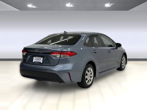 Used 2024 Toyota Corolla LE FWD image 7