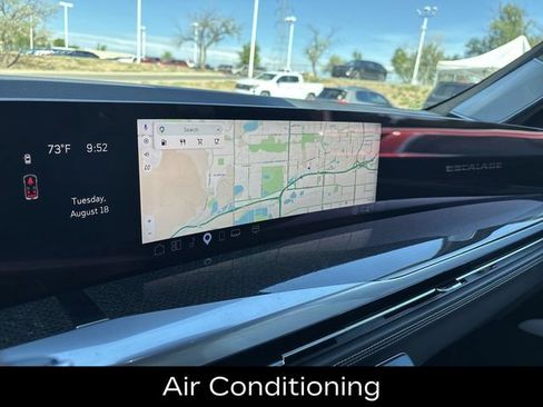 Used 2025 Cadillac Escalade V AWD/4WD image 16