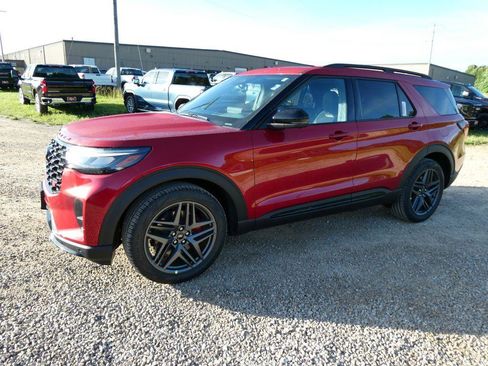 New 2026 Ford Explorer ST w/ Sun And Sound Package AWD/4WD image 9