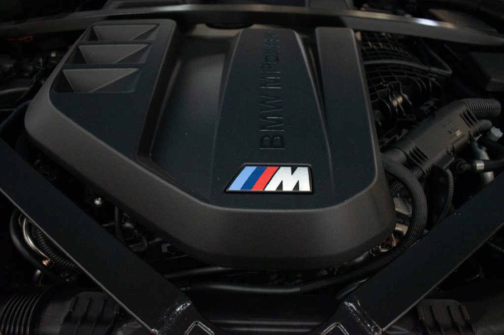 New 2026 BMW M2 w/ Lighting Package RWD image 11