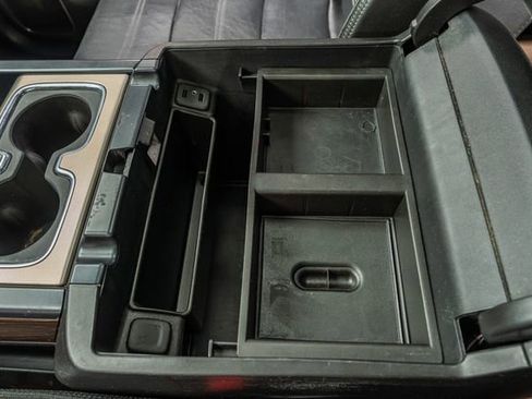 Used 2017 GMC Sierra 2500 Denali w/ Duramax Plus Package image 30