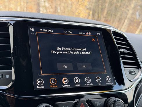 Used 2021 Jeep Grand Cherokee Limited image 11