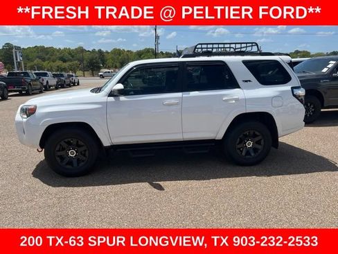 Used 2022 Toyota 4Runner Trail Special Edition AWD/4WD image 4