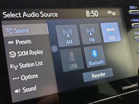 Used 2021 Toyota Camry SE FWD image 21