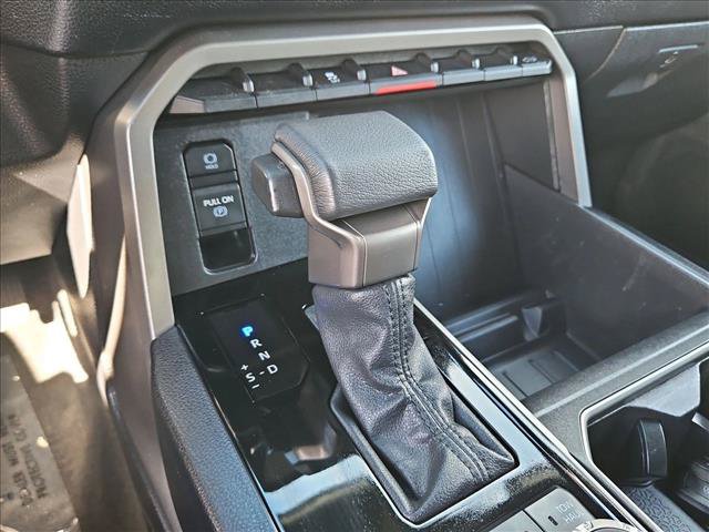 Used 2025 Toyota Tundra SR5 w/ SR5 Premium Package AWD/4WD image 12