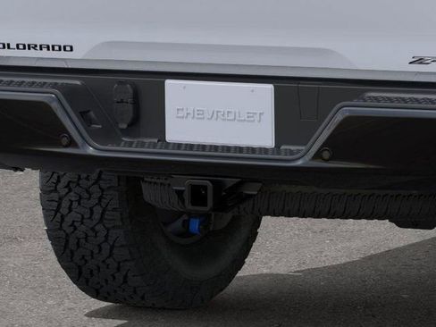 New 2026 Chevrolet Colorado ZR2 image 14
