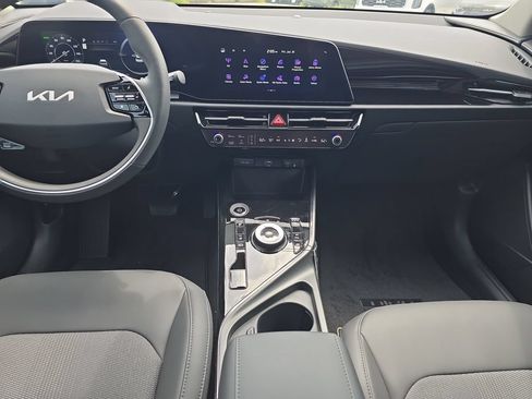 New 2026 Kia Niro Wind w/ Wind Preserve Package FWD image 15
