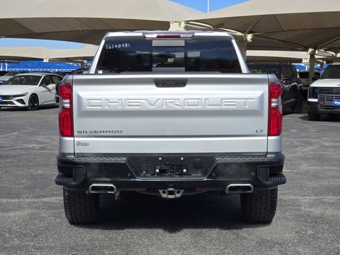 Used 2020 Chevrolet Silverado 1500 LT Trail Boss image 4