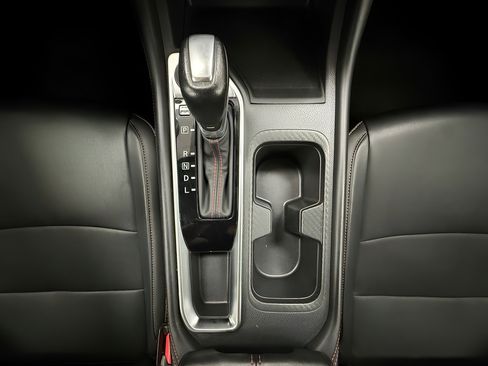 Used 2025 Nissan Sentra SR w/ SR Premium Package FWD image 24