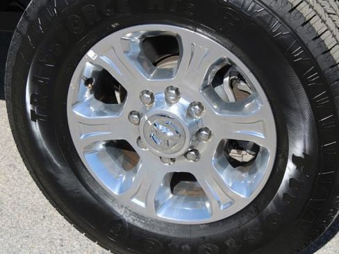 Used 2024 RAM 2500 Big Horn w/ Sport Appearance Package image 16