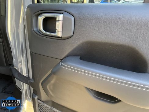 Used 2022 Jeep Wrangler Unlimited Sahara w/ Cold Weather Group image 54