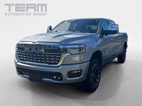 Used 2025 RAM 1500 Limited AWD/4WD image 3