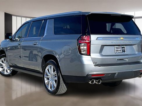 Used 2024 Chevrolet Suburban High Country image 13