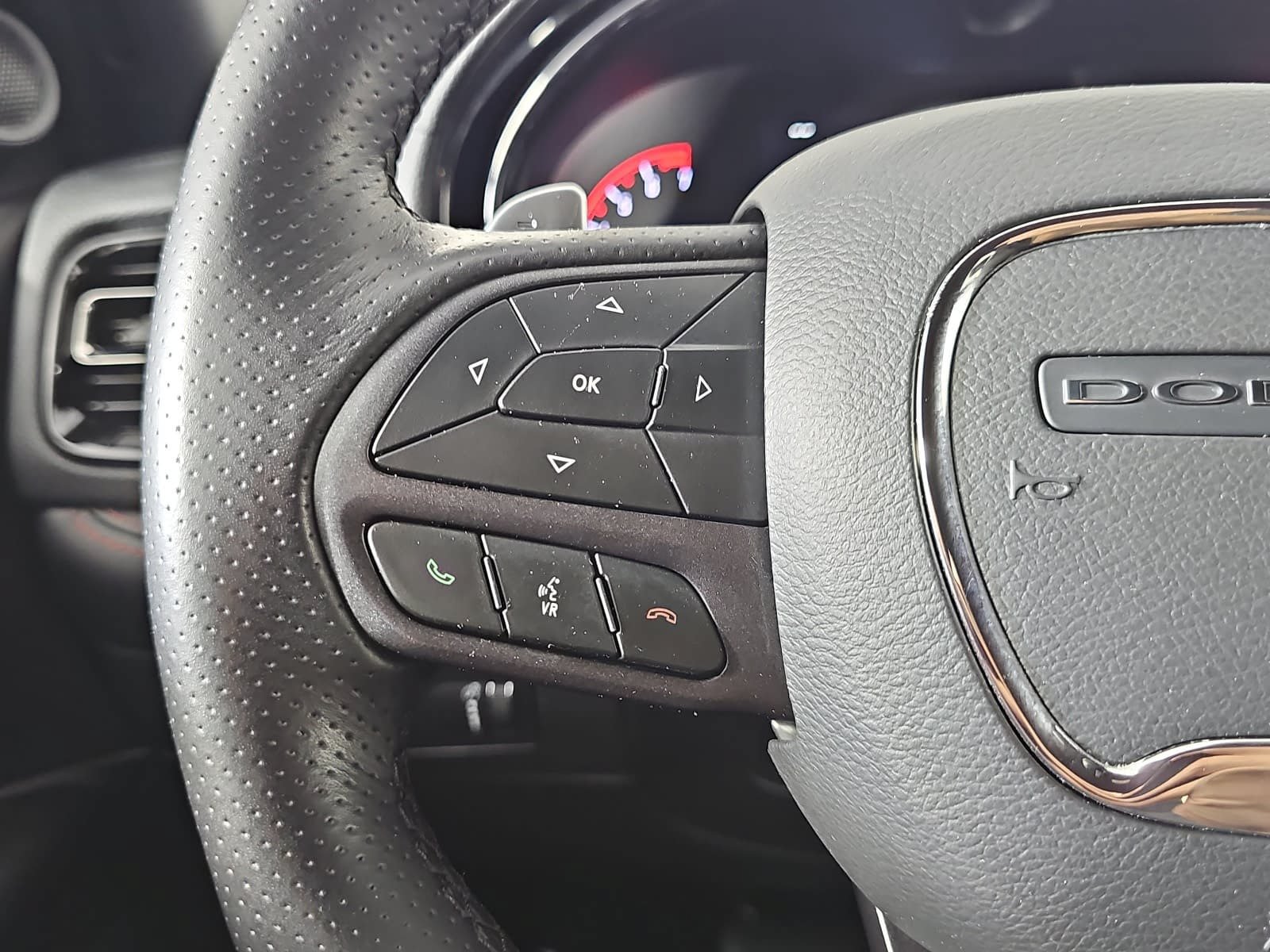 Used 2025 Dodge Durango GT AWD/4WD image 17
