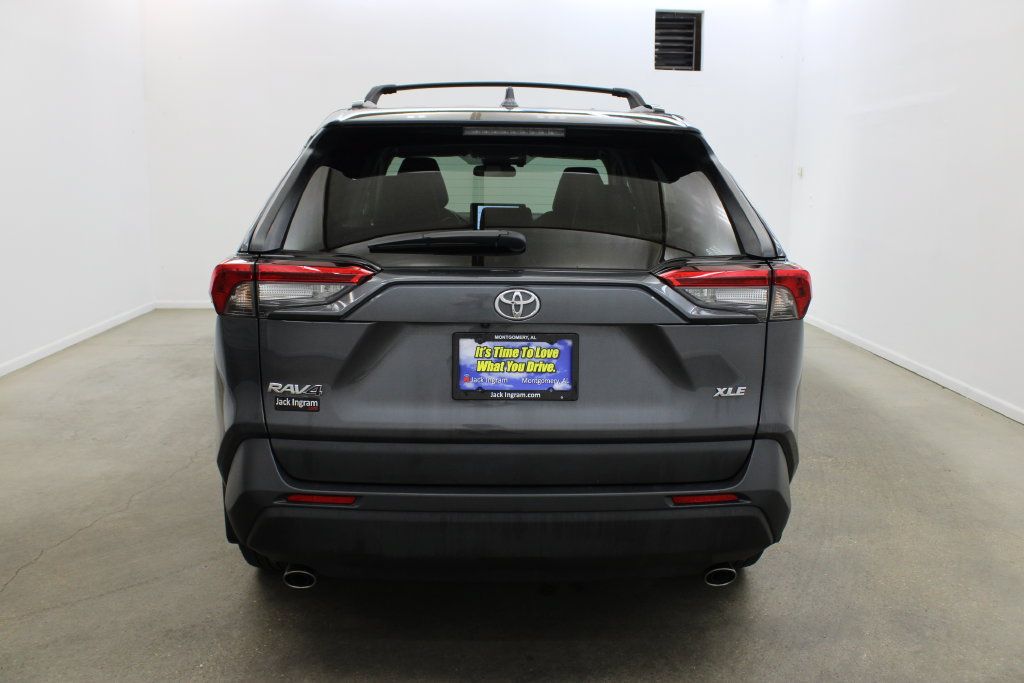 Used 2025 Toyota RAV4 XLE Premium w/ Weather Package FWD image 4