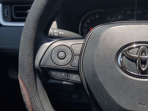 Used 2024 Toyota RAV4 XLE w/ Convenience Package FWD image 25