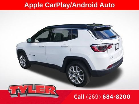 Certified 2025 Jeep Compass Limited AWD/4WD image 5