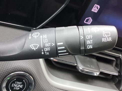 Used 2025 Chevrolet TrailBlazer LT image 28