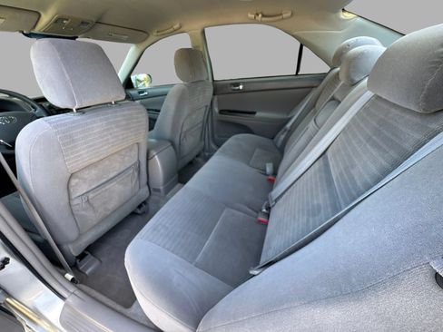 Used 2005 Toyota Camry LE FWD image 80