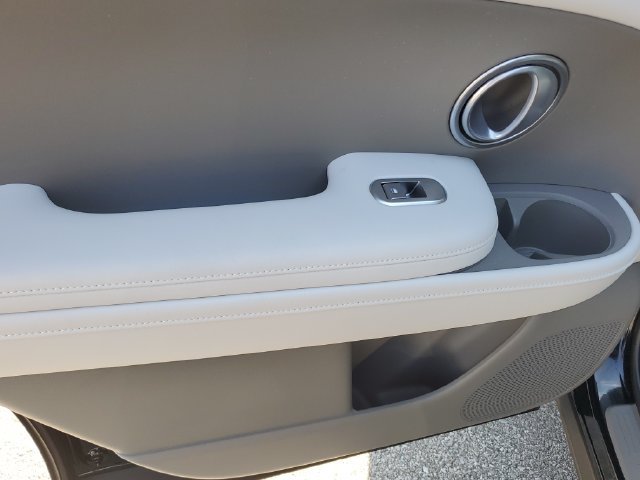 Certified 2026 Hyundai Palisade SEL FWD image 16