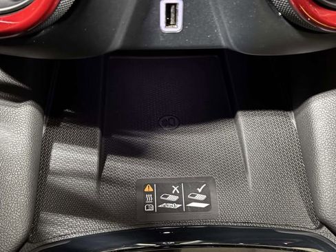 Used 2024 Chevrolet Blazer RS w/ Enhanced Convenience Package image 24