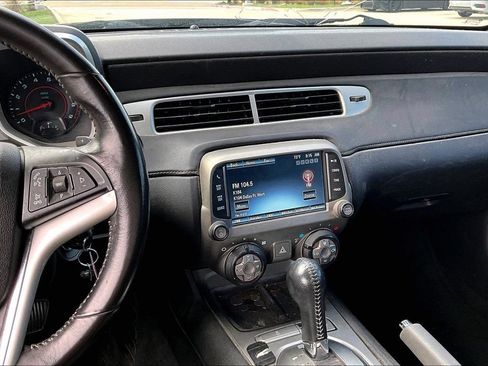 Used 2013 Chevrolet Camaro SS RWD image 7