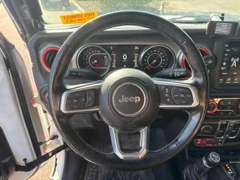 Used 2021 Jeep Gladiator Rubicon AWD/4WD image 14