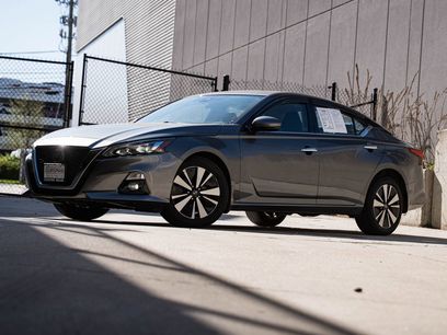 Used 2022 Nissan Altima 2.5 SL