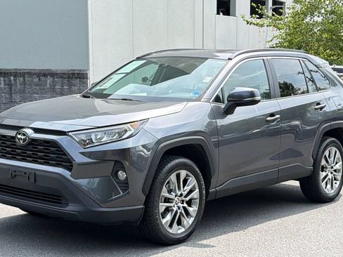 Used 2021 Toyota RAV4 XLE Premium AWD/4WD image 2