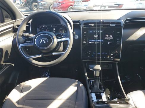 Used 2024 Hyundai Santa Cruz SEL image 9