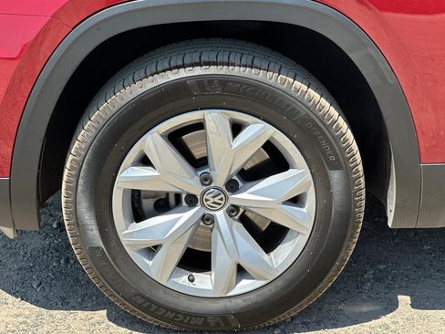 Used 2018 Volkswagen Atlas SEL FWD image 4