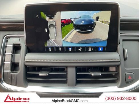 Used 2023 GMC Yukon AT4 w/ AT4 Premium Package AWD/4WD image 18
