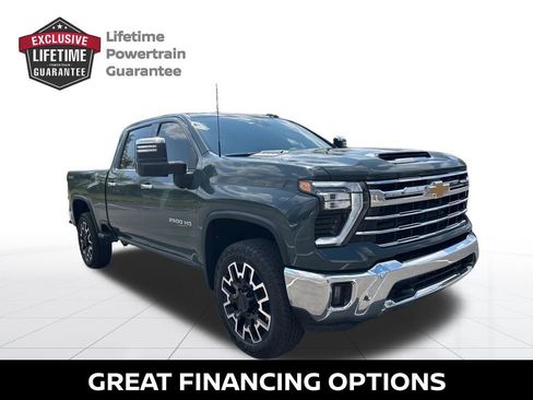 Used 2025 Chevrolet Silverado 2500 LTZ w/ LTZ Convenience Package AWD/4WD image 8