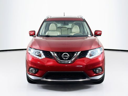 Used 2015 Nissan Rogue SL w/ SL Premium Package image 2