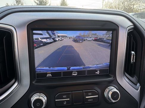 Used 2022 GMC Sierra 1500 SLT w/ SLT Premium Plus Package AWD/4WD image 36