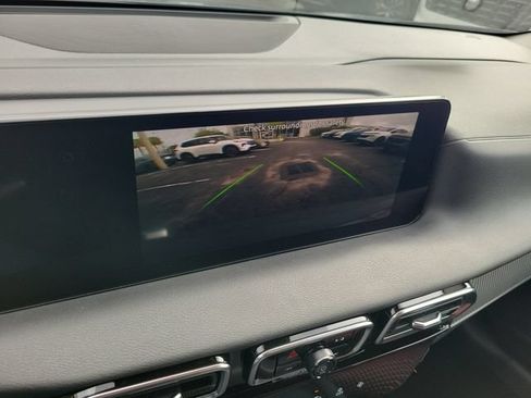 New 2026 Nissan Sentra SR w/ Floor Mat Package FWD image 25