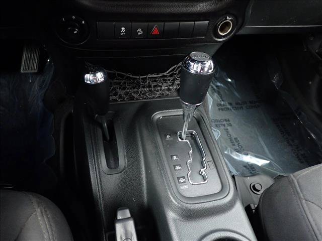 Used 2018 Jeep Wrangler Unlimited Sport S AWD/4WD image 20